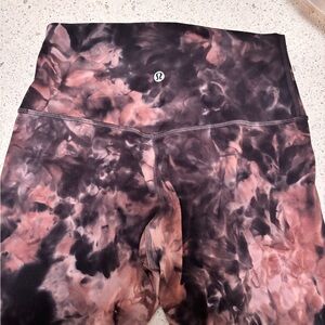 lululemon athletica high rise marble dye 25”
